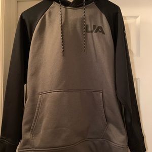 Men’s Under Armour hooded sweatshirt